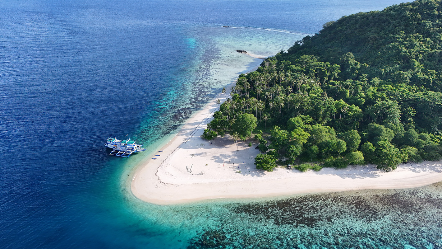 Join one of our boat tour expedition in Linapacan, Palawan!